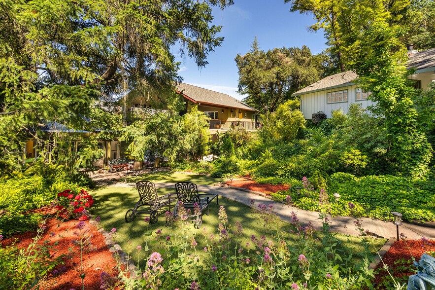 More Photos Of 3037 Foothill Blvd, Calistoga Hospitality For Sale