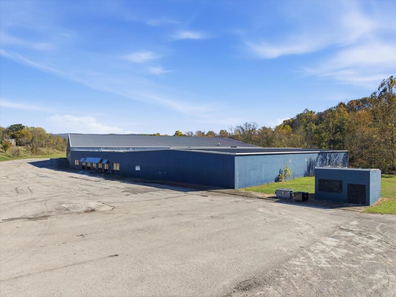 More Photos Of 5001 W Crawford Ave, Connellsville Skating Rink For Sale