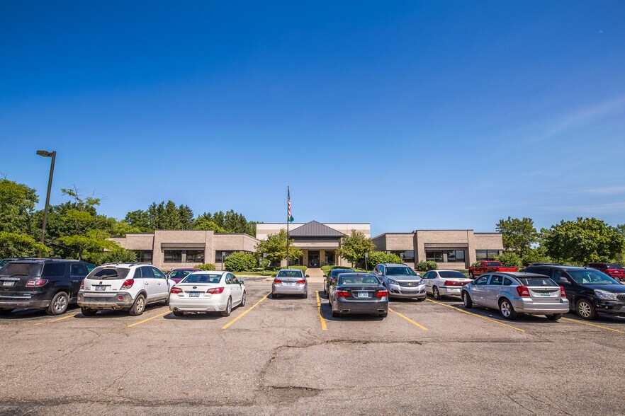 More Photos Of 4440 Hagadorn Rd, Okemos Light Manufacturing For Lease