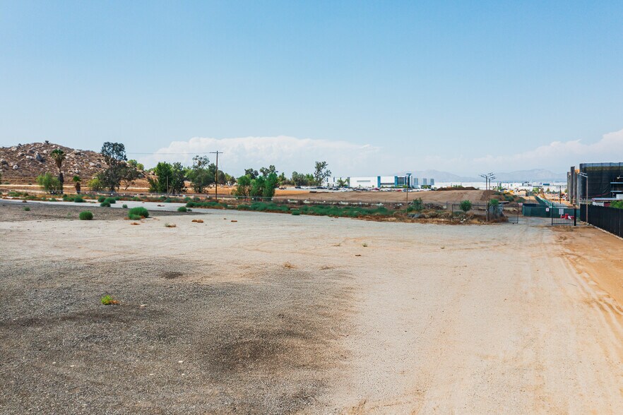 More Photos Of Tobacco Rd. Perris , 92570, Perris Land For Sale
