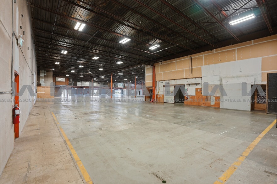 More Photos Of 18788 96th Ave, Surrey Warehouse For Lease