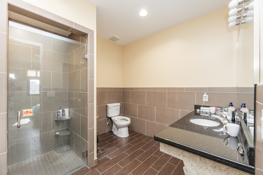 More Photos Of 4634 Riverstone Blvd, Missouri City Medical For Lease