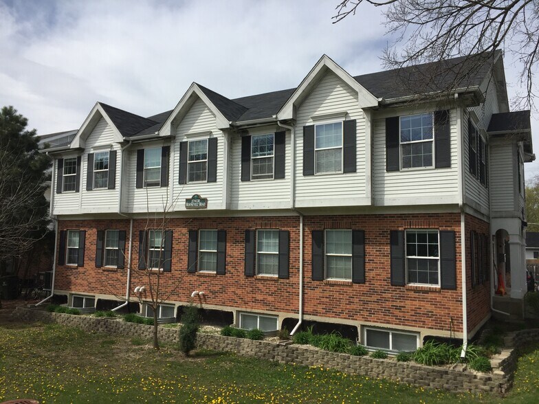 More Photos Of 27W140 Roosevelt Rd, Winfield Medical For Lease