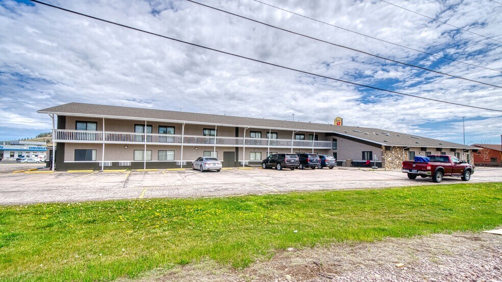 More Photos Of 2600 Whitewood Service Rd, Sturgis Hotel For Sale