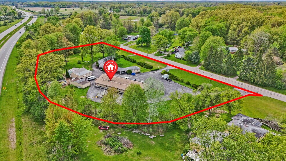 More Photos Of 44077 Oberlin Elyria Rd, Oberlin Hotel For Sale