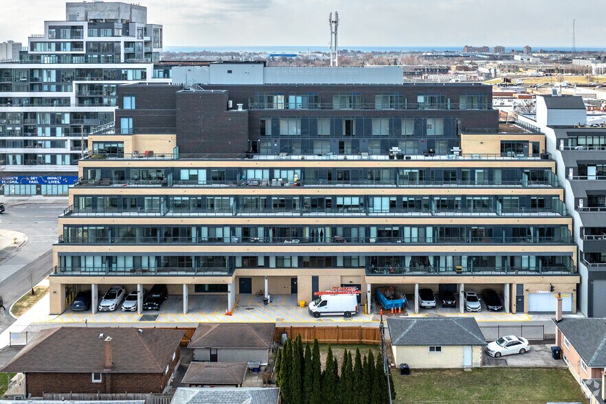 More Photos Of 6 Chartwell Rd, Toronto Apartments For Lease