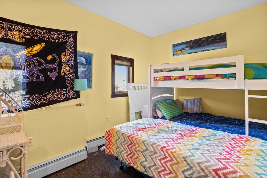 More Photos Of 512 Long Beach Blvd, Surf City Restaurant For Sale