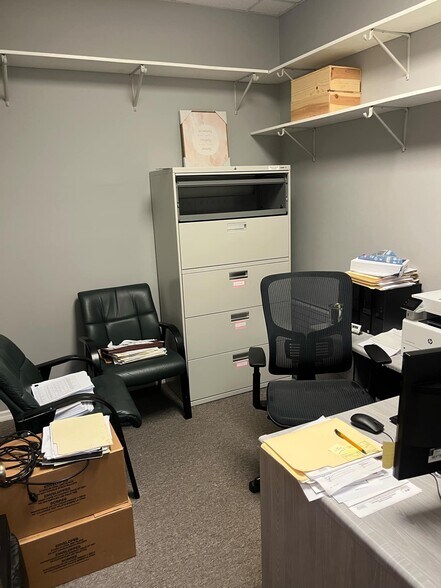 More Photos Of 2935 SE 58th Ave, Ocala Storefront Retail Office For Sale