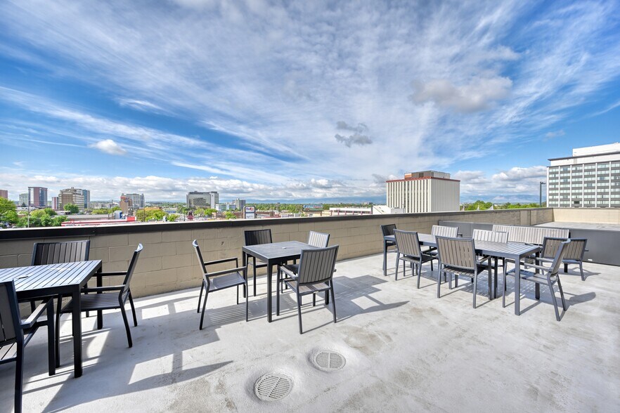 More Photos Of 1400 S Colorado Blvd, Denver Office For Lease