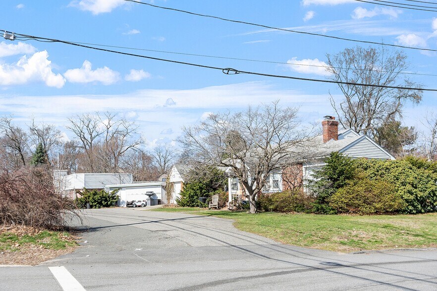 Primary Photo Of 344 Broadway, Lynnfield Storefront Retail Residential For Sale