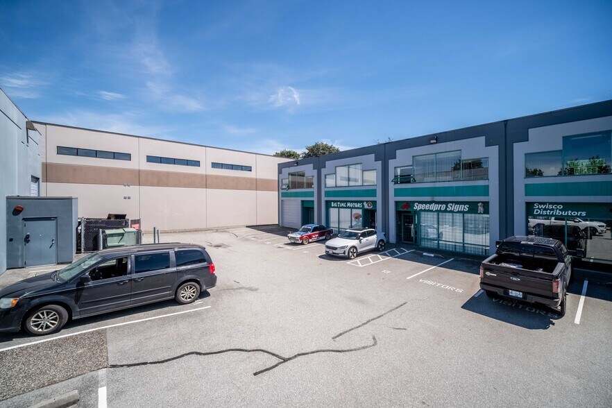 More Photos Of 20172 113 B Ave, Maple Ridge Light Manufacturing For Sale