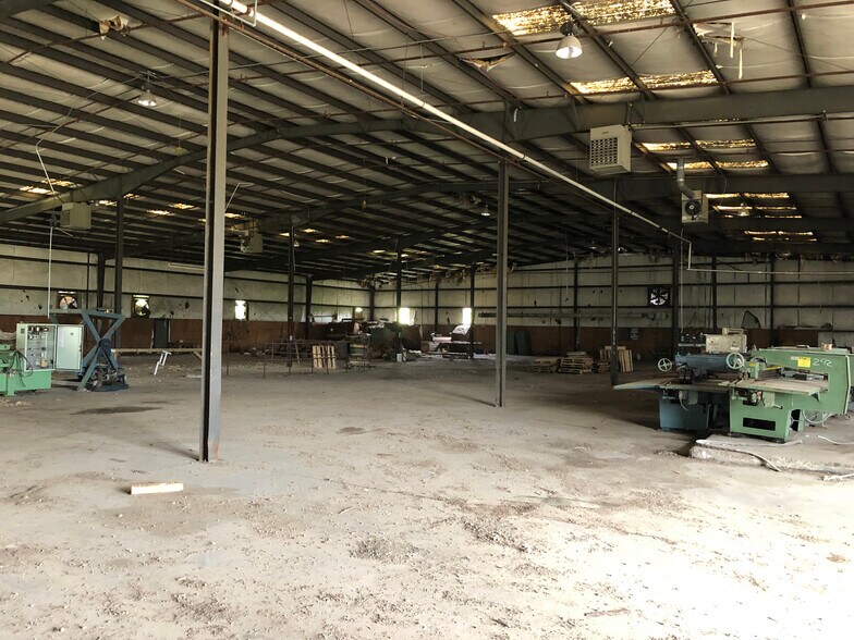 More Photos Of 201 N First, West Helena Manufacturing For Sale