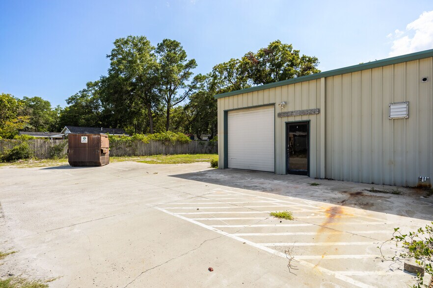 More Photos Of 7227 Beach Dr SW, Ocean Isle Beach Freestanding For Lease