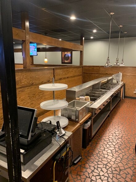 More Photos Of 116 Ann St, Pickens Restaurant For Sale