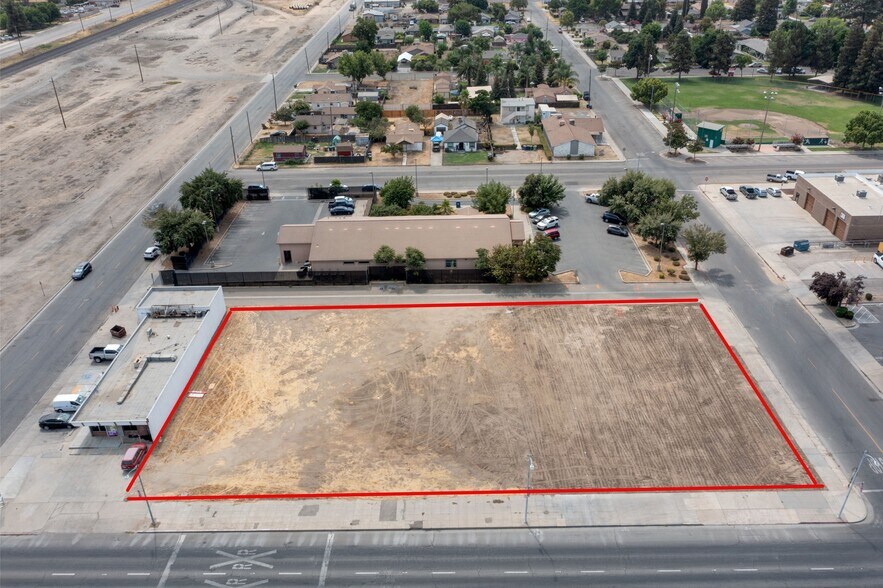 More Photos Of 41-47 Robertson Blvd, Chowchilla Land For Sale