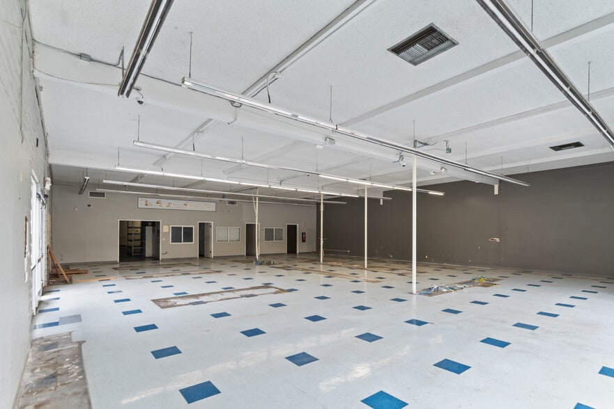 More Photos Of 465 Blossom Hill Rd, San Jose Storefront Retail Office For Sale