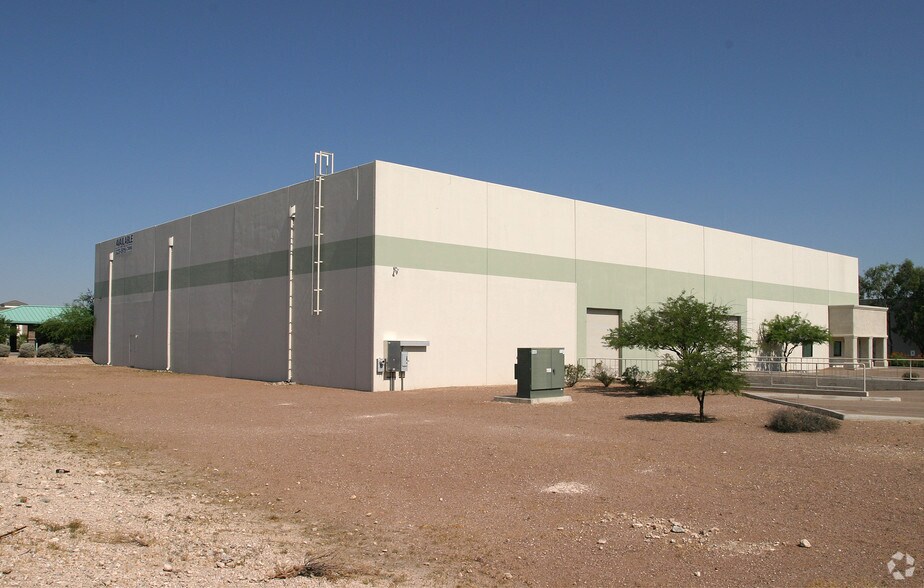 More Photos Of 4771 S Overland Dr, Tucson Warehouse For Sale
