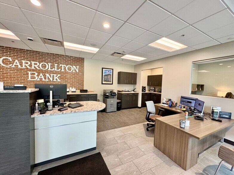 More Photos Of 222 E Park St, Edwardsville Office For Lease