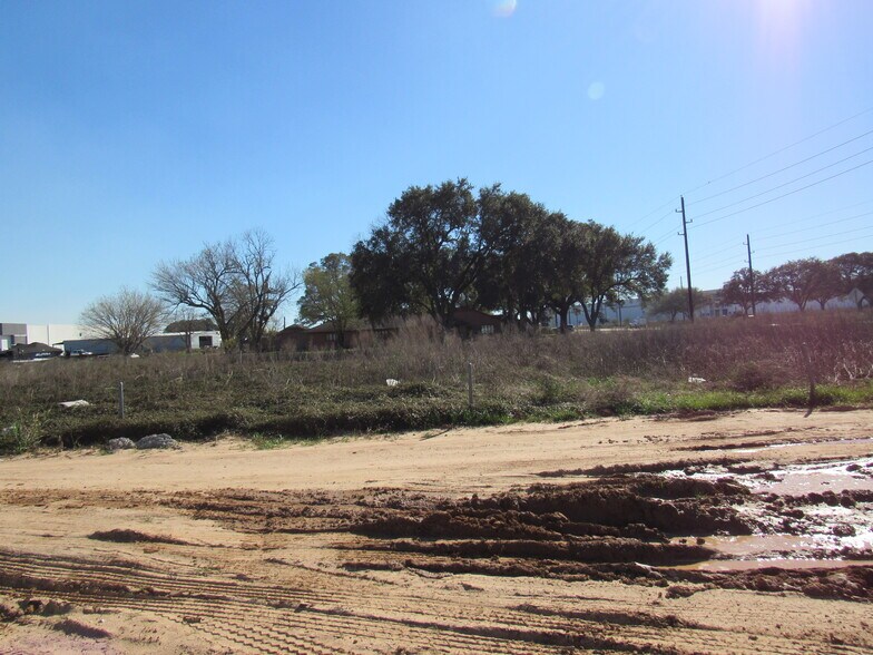 More Photos Of 2123 Woods Rd, Brookshire Land For Sale