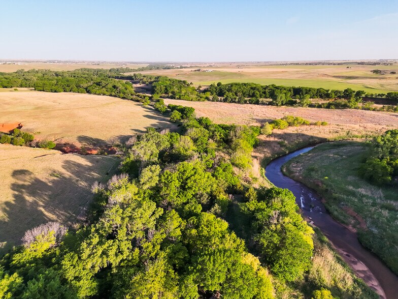More Photos Of 1002 Old 66 Rd, Hydro Land For Sale