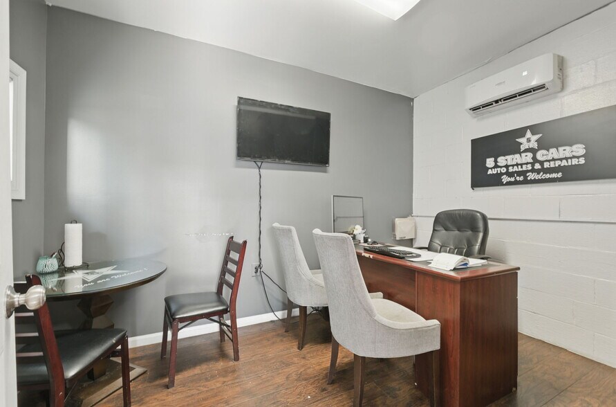 More Photos Of 303 S Eaton St, Baltimore General Retail For Sale