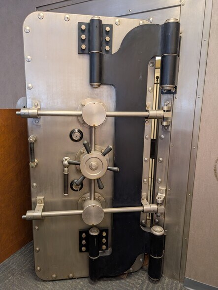 More Photos Of 9777 Ravenna Rd, Twinsburg Medical For Lease