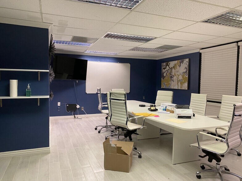 More Photos Of 2301 W Dunlap Ave, Phoenix Office For Lease