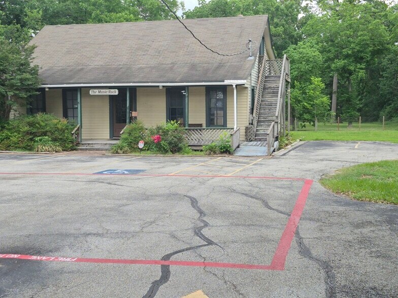 More Photos Of 17934 Kuykendahl Rd, Spring Storefront For Sale