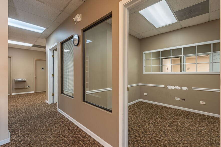 More Photos Of 1219 Ogden Ave, Downers Grove Office For Sale