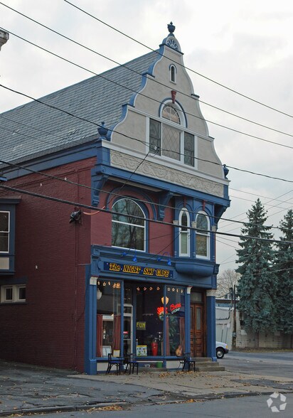 More Photos Of 402 Union St, Schenectady Storefront Retail Residential For Sale
