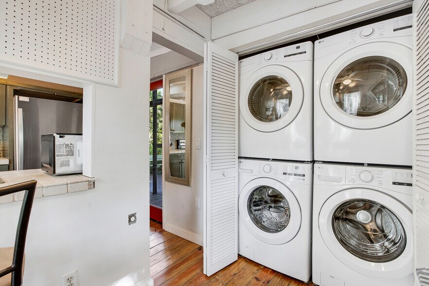 More Photos Of 301 Kennelworth Pl, Fort Lauderdale Specialty For Sale