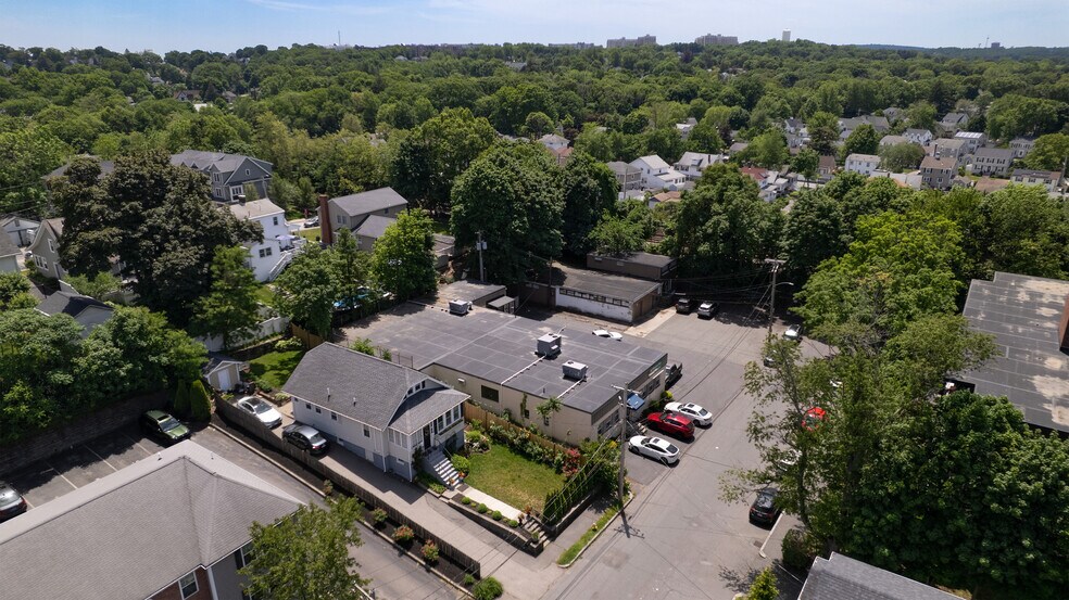 More Photos Of 40 Oval Rd, Quincy Industrial For Lease