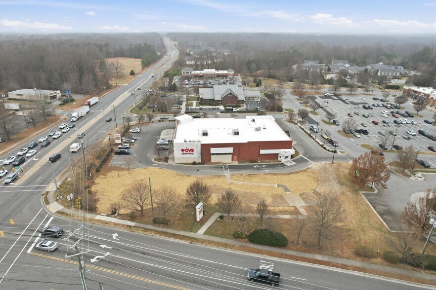More Photos Of 4000 Battleground Ave, Greensboro Drugstore For Sale