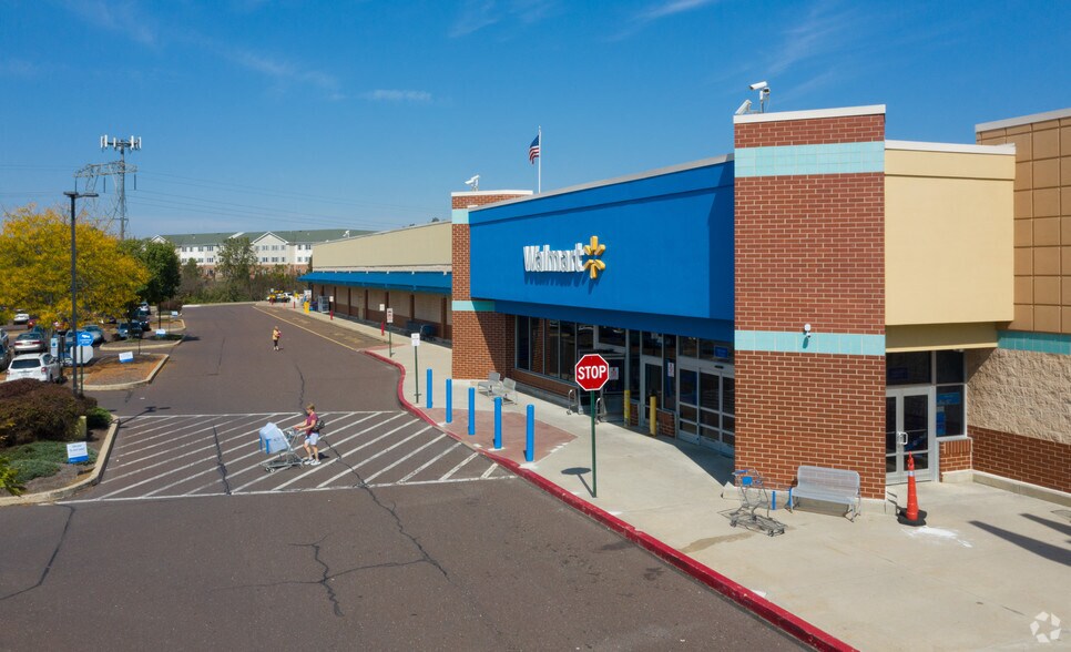 More Photos Of 611-651 Main St, Harleysville Storefront For Lease