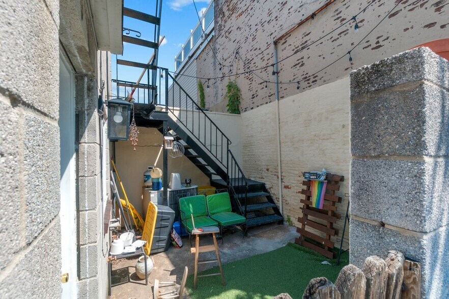 More Photos Of 1173 Battery Ave, Baltimore Multifamily For Sale