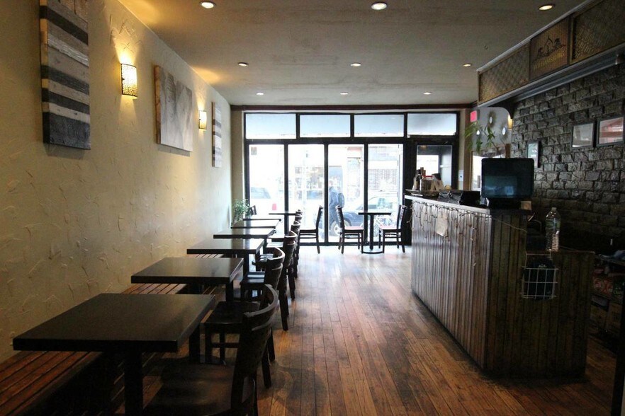More Photos Of 212 Bedford Ave, Brooklyn Storefront Retail Residential For Lease