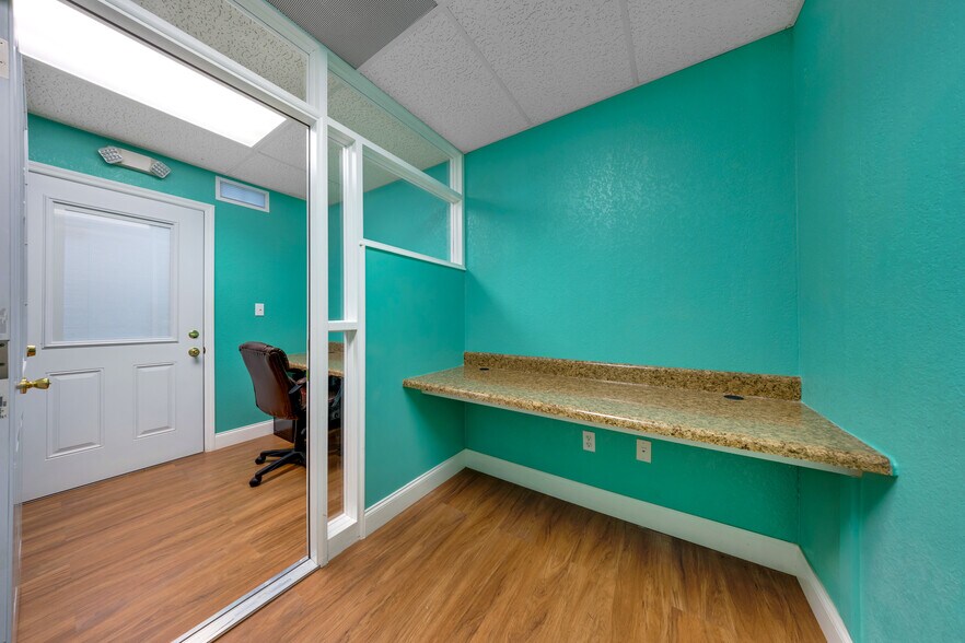 More Photos Of 7760 W 20th Ave, Hialeah Warehouse For Sale