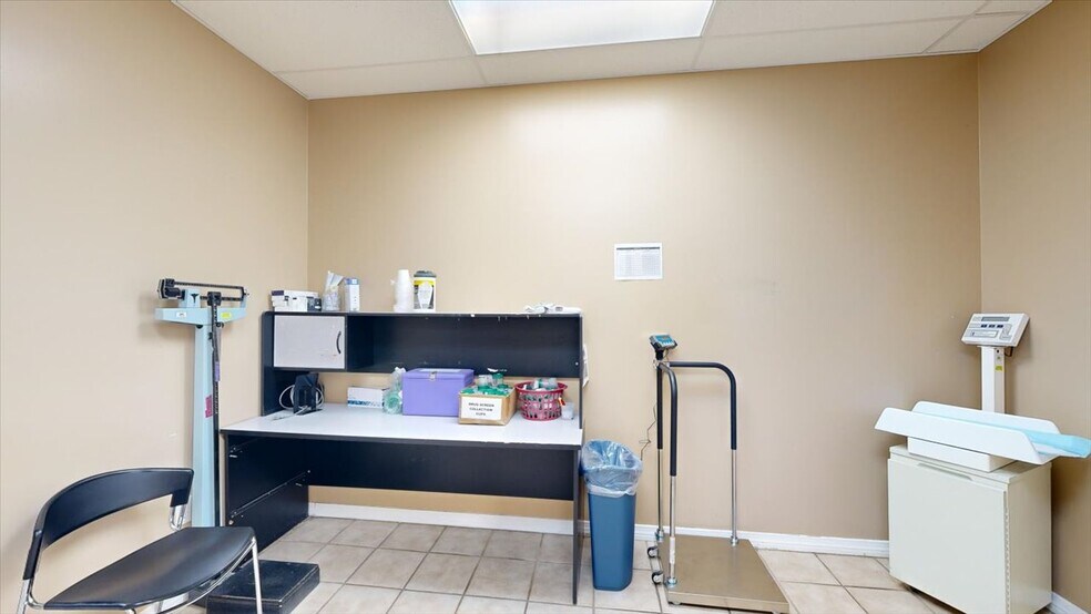 More Photos Of 113 Bo Bo Dr, Crystal Springs Freestanding For Lease