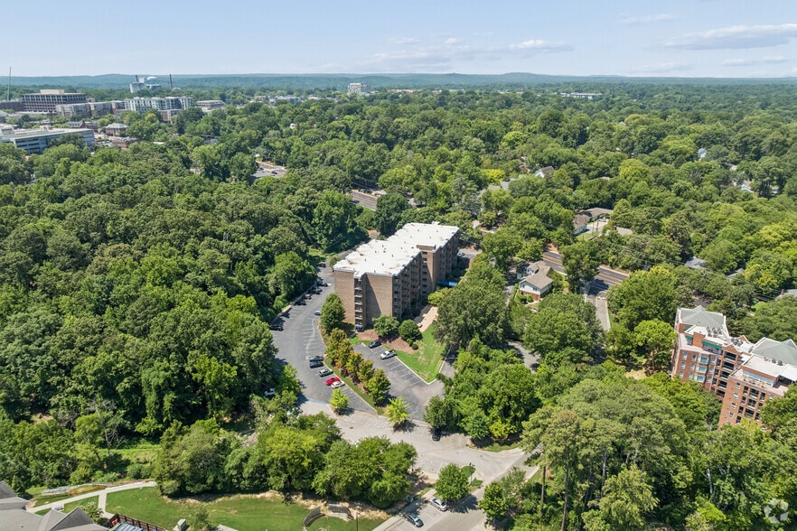 More Photos Of 600 Martin Luther King Jr Blvd, Chapel Hill Apartments For Sale