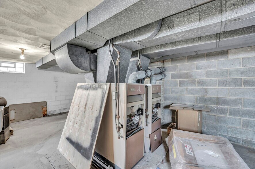 More Photos Of 885 S Green Rd, Cleveland Apartments For Sale