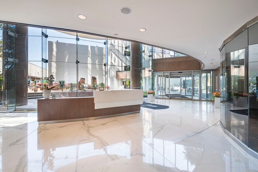 More Photos Of 3811 Turtle Creek Blvd, Dallas Office For Lease