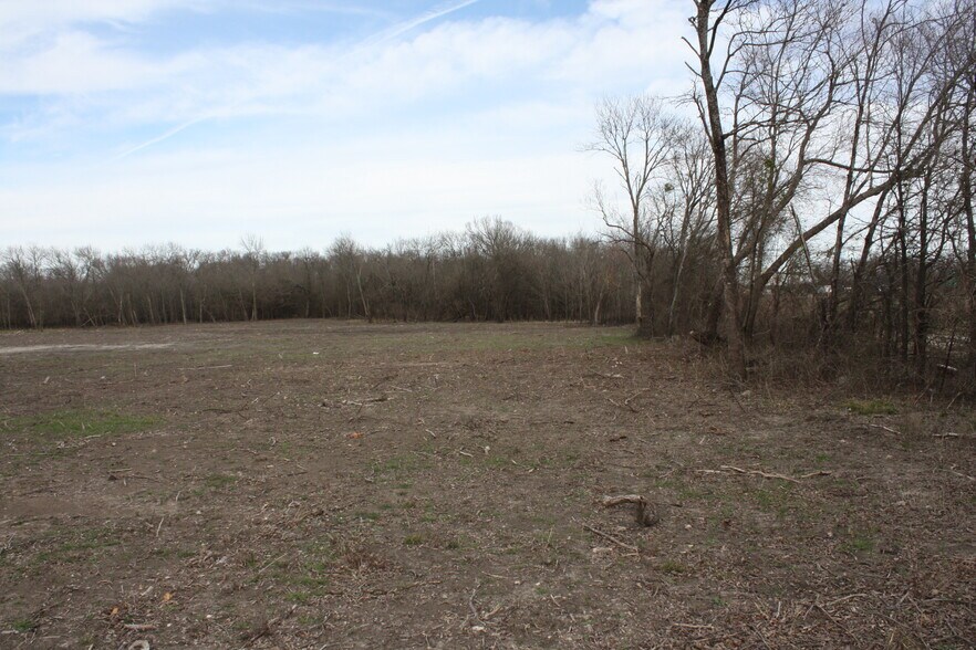 More Photos Of 100 Interstate 30, Greenville Land For Lease