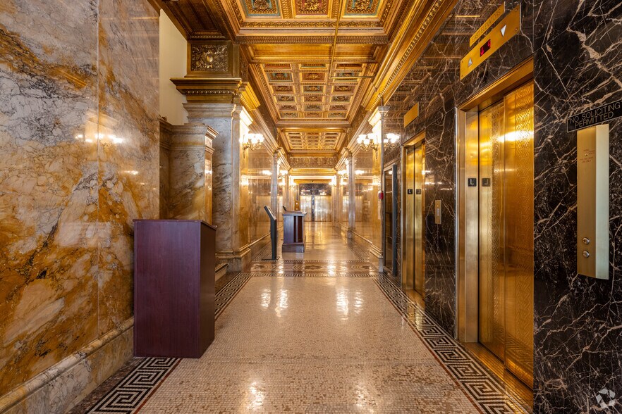 More Photos Of 156 Fifth Ave, New York Coworking Space