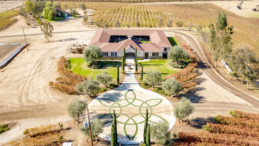 More Photos Of 16073 Highway 65, Bakersfield Winery Vineyard For Sale