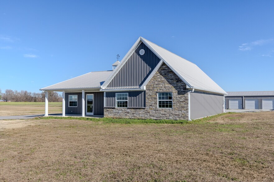 Primary Photo Of 2720 Section Line rd, Union City Office For Sale