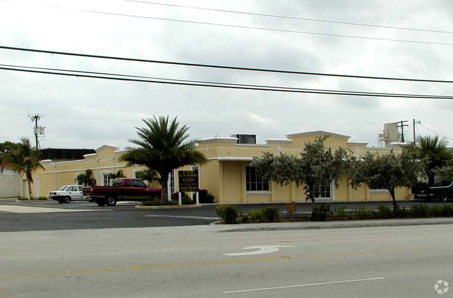 Primary Photo Of 3804 Burns Rd, Palm Beach Gardens Light Distribution For Lease