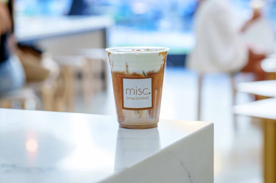 More Photos Of 520-550 Deep Valley Dr, Rolling Hills Estates Unknown For Lease