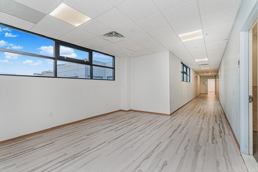 More Photos Of 360 Neptune Ave, Brooklyn Medical For Lease
