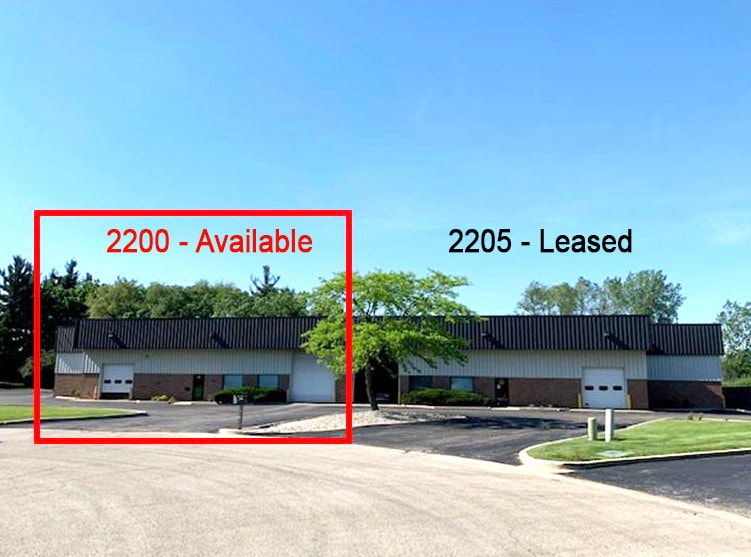 More Photos Of 2200-2205 Tech Ct, Woodstock Warehouse For Lease