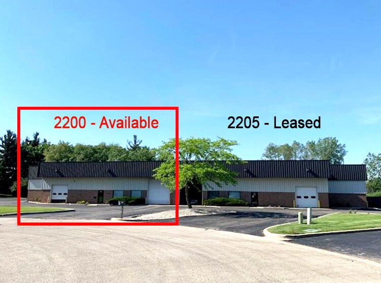 More Photos Of 2200-2205 Tech Ct, Woodstock Warehouse For Lease